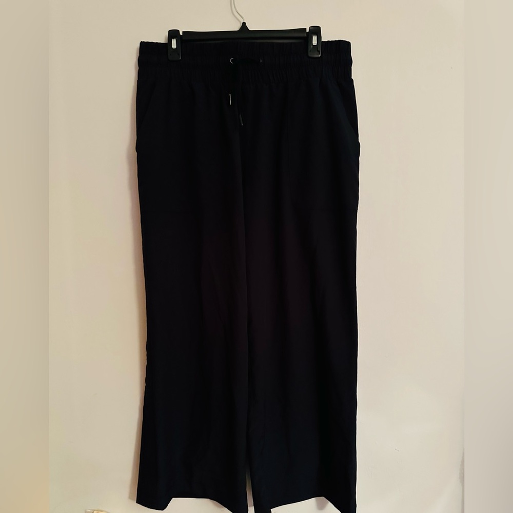 Mondetta Men's Black Joggers -Preloved